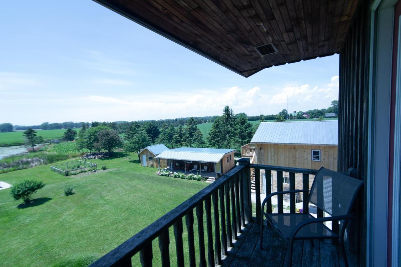 Bye The Bay Bed And Breakfast Ridgetown Exterior photo