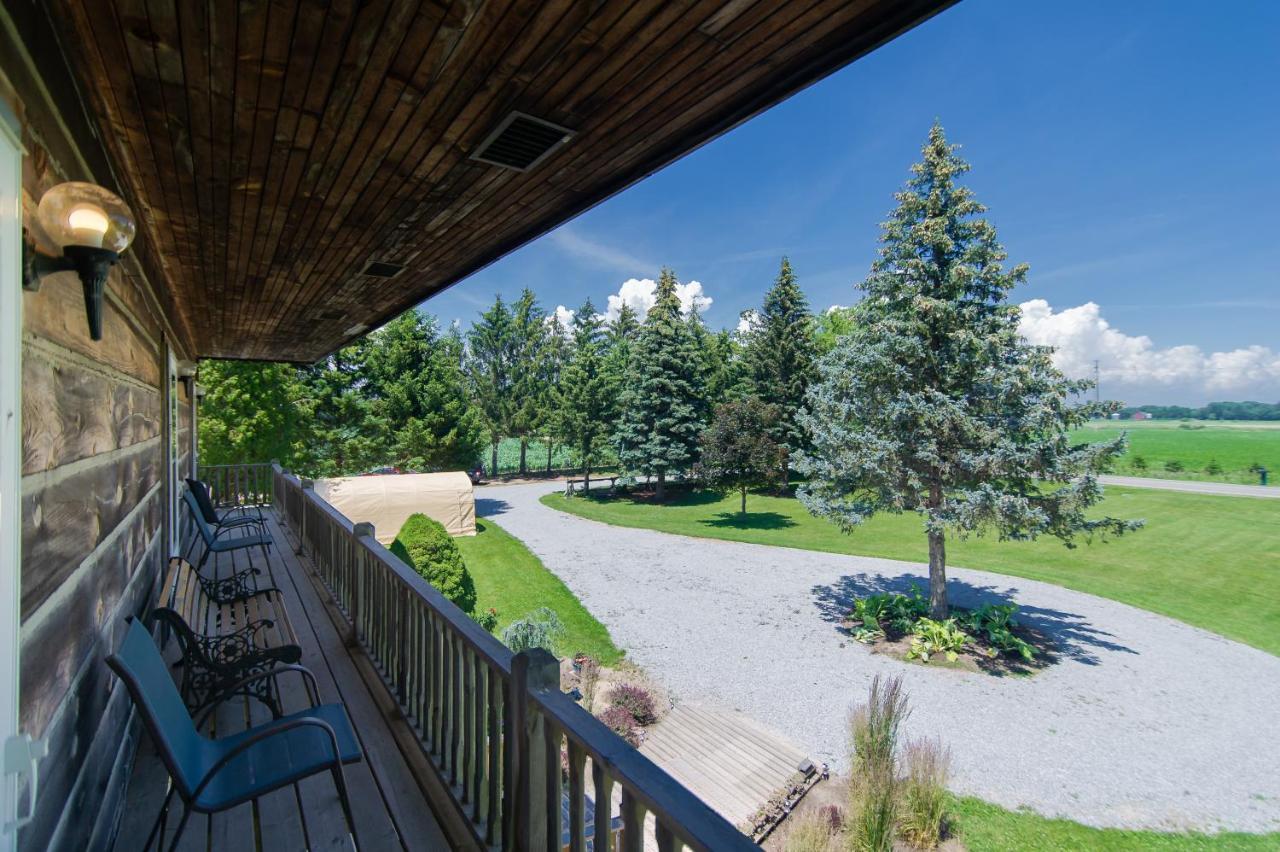 Bye The Bay Bed And Breakfast Ridgetown Exterior photo