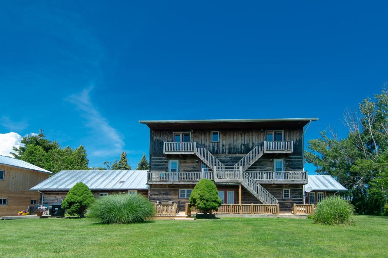Bye The Bay Bed And Breakfast Ridgetown Exterior photo