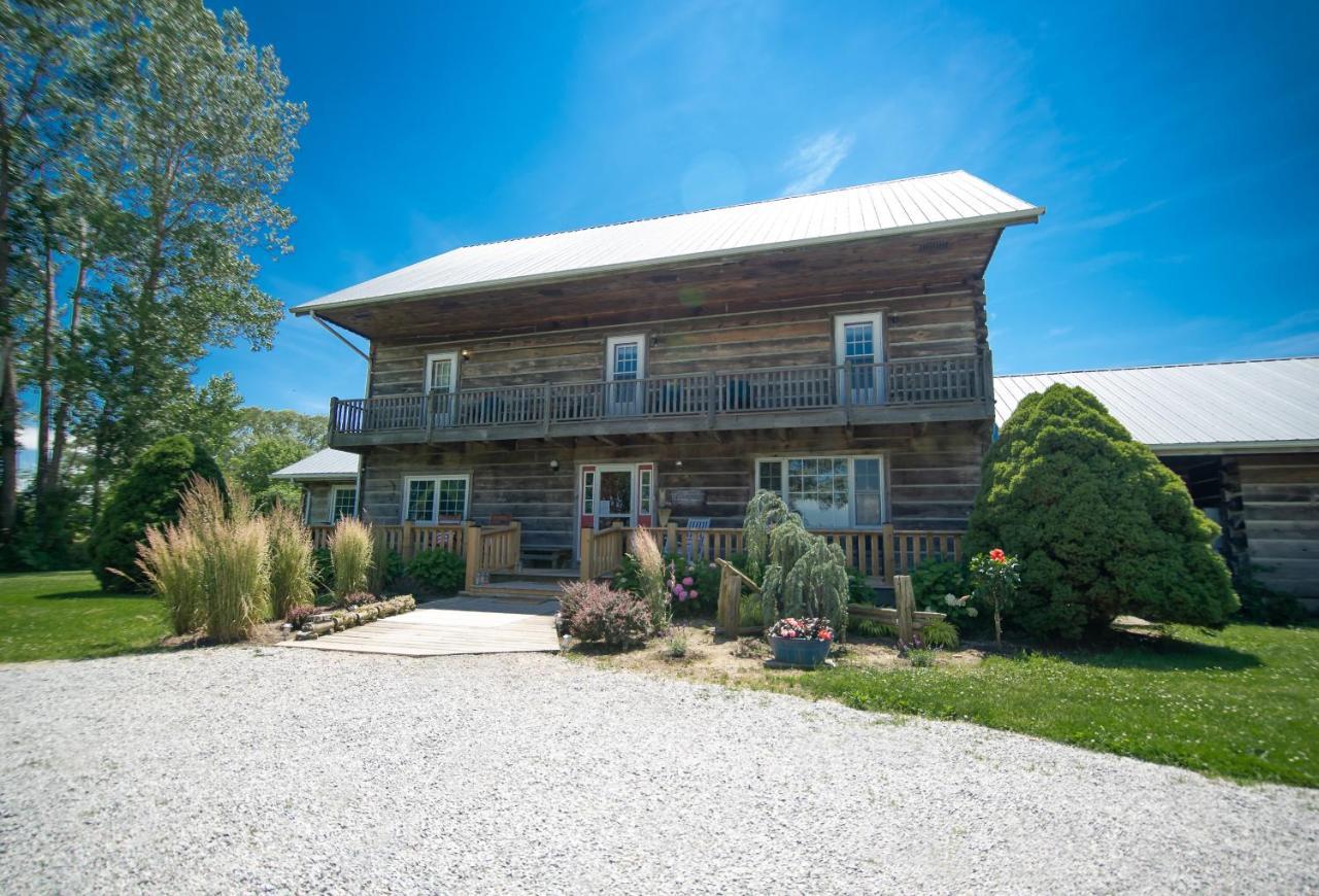Bye The Bay Bed And Breakfast Ridgetown Exterior photo