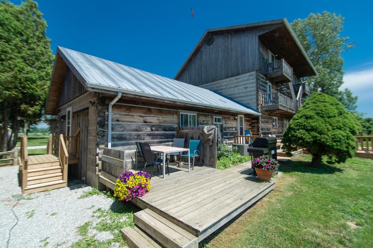 Bye The Bay Bed And Breakfast Ridgetown Exterior photo
