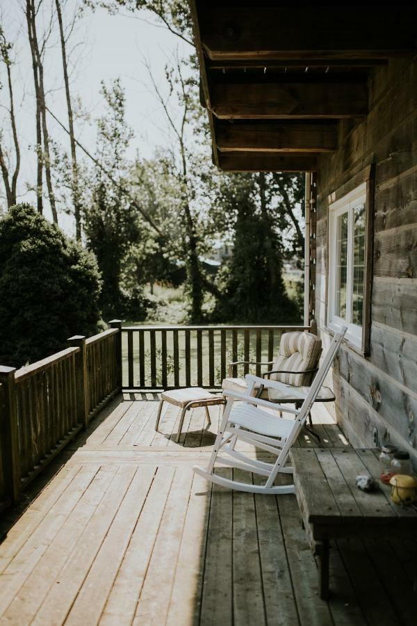 Bye The Bay Bed And Breakfast Ridgetown Exterior photo