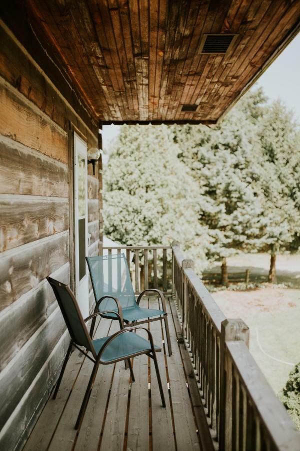Bye The Bay Bed And Breakfast Ridgetown Exterior photo